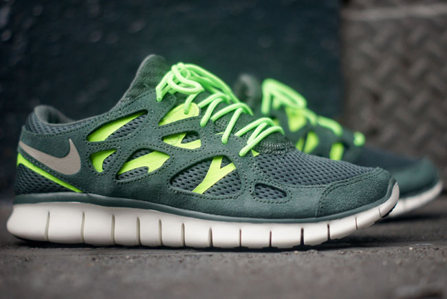 Disco biologisch Stoffelijk overschot Nike Free Run 2 “Vintage Green” - Urban Runners