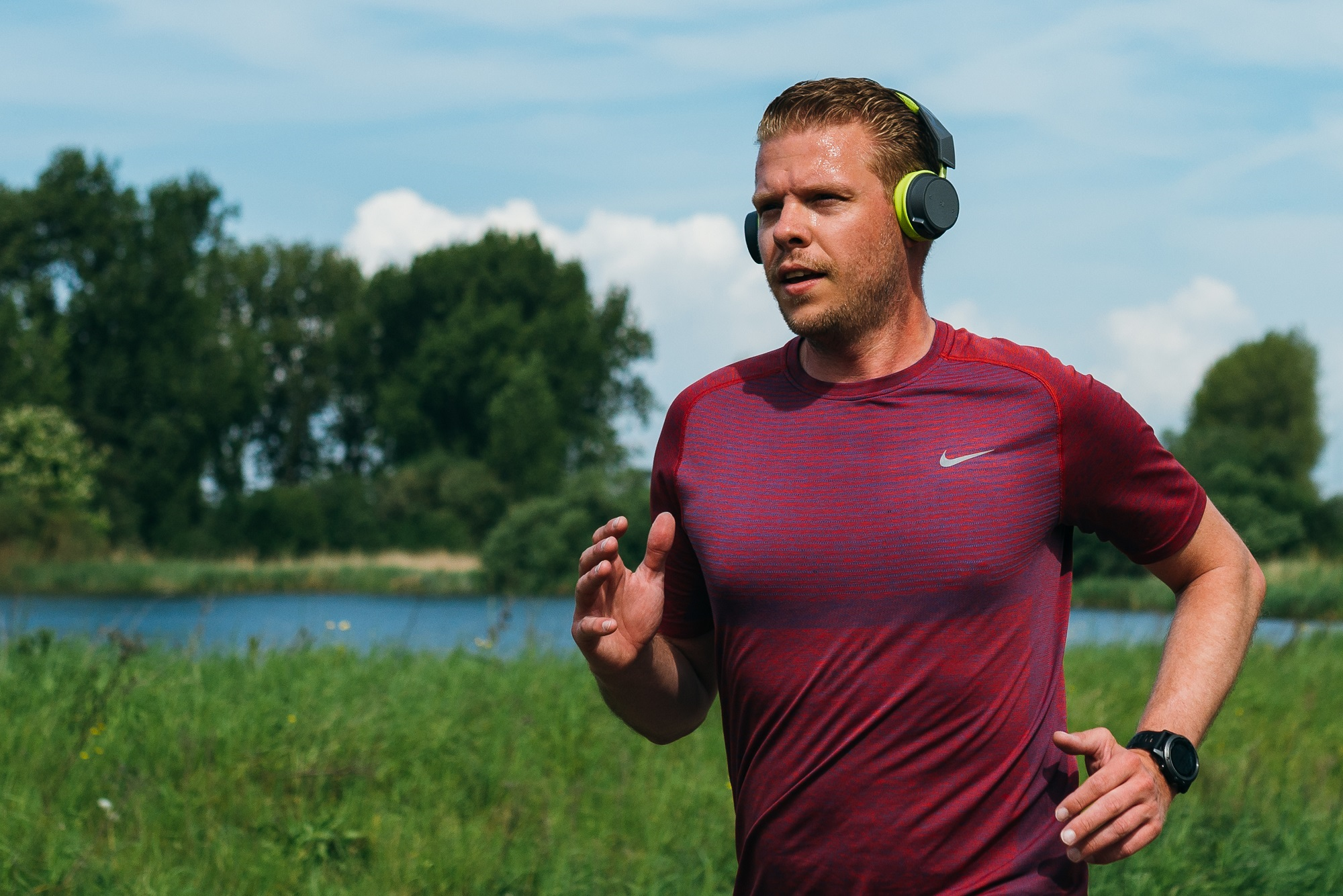 Oneerlijk Opa symbool Met de nieuwe Plantronics Backbeat 500 een rondje hardlopen - Urban Runners