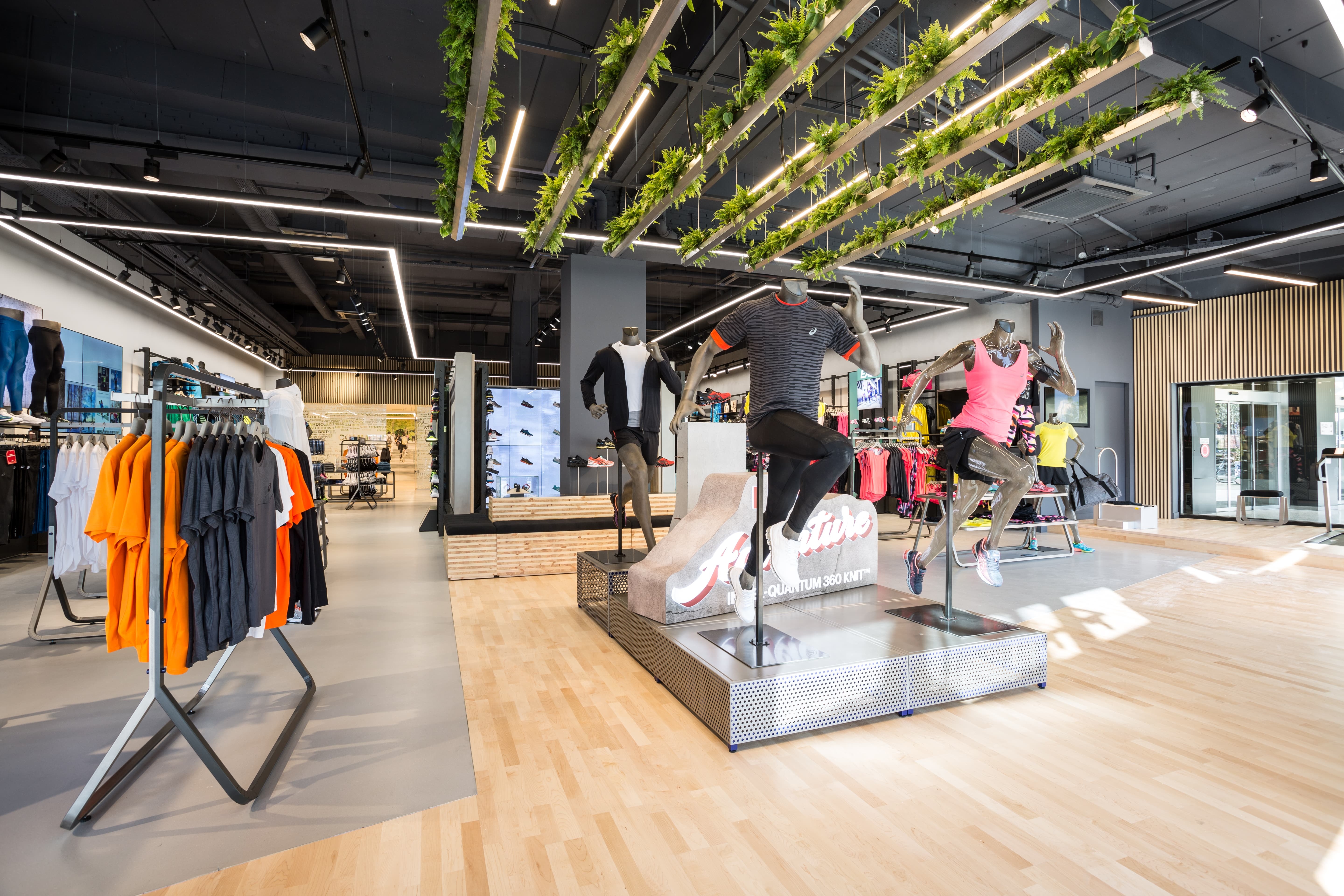 ASICS lanceert nieuw tijdens heropening Flagship store in Amsterdam - Urban Runners