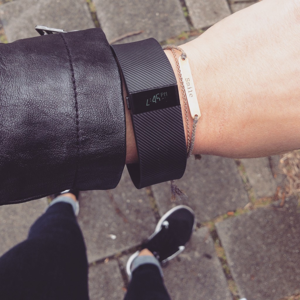 fitbit charge 3 nike run club